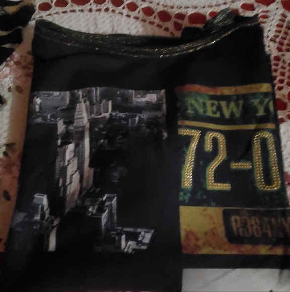 Sweater - Picture 2 of 4